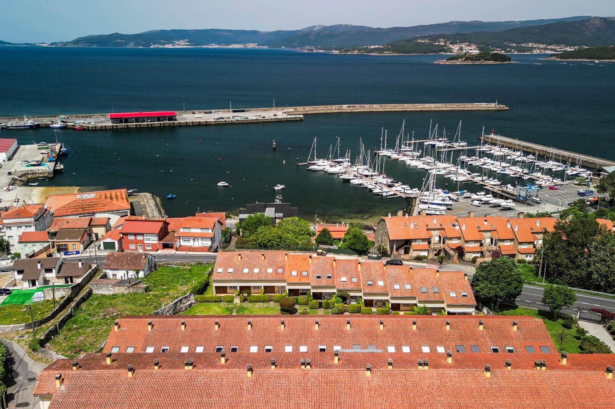 Mirador Da Ria Resort Nautico Portosin Gayanes   Eksteriør billede